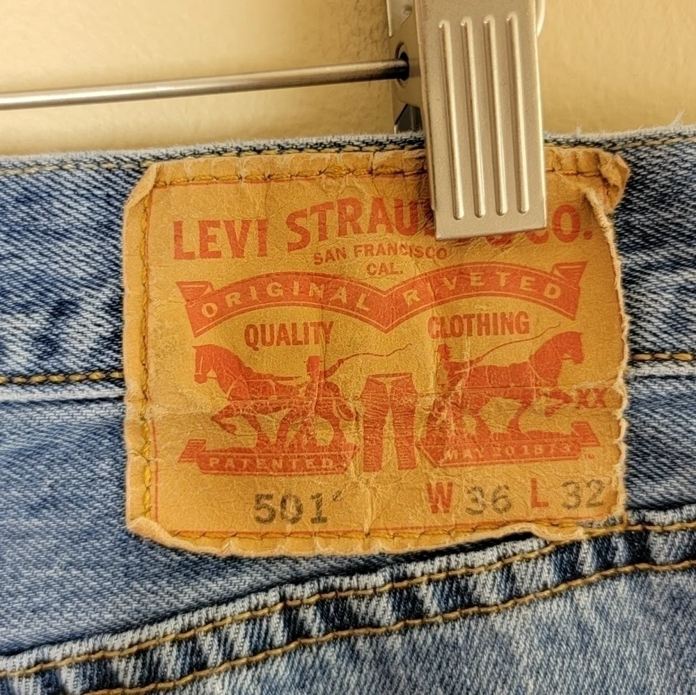 Levi's | 501 Button Fly Jeans Size 36x32